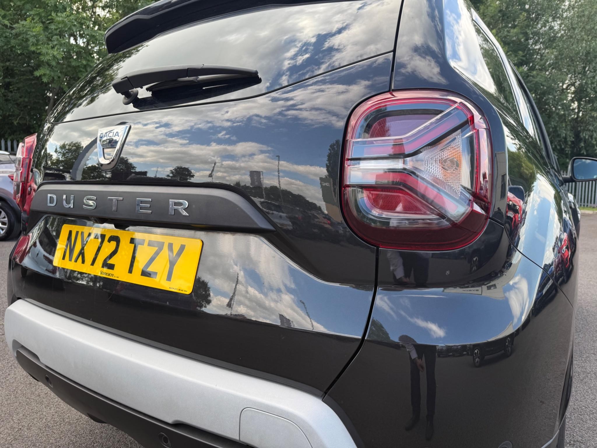 Main listing image - Dacia Duster