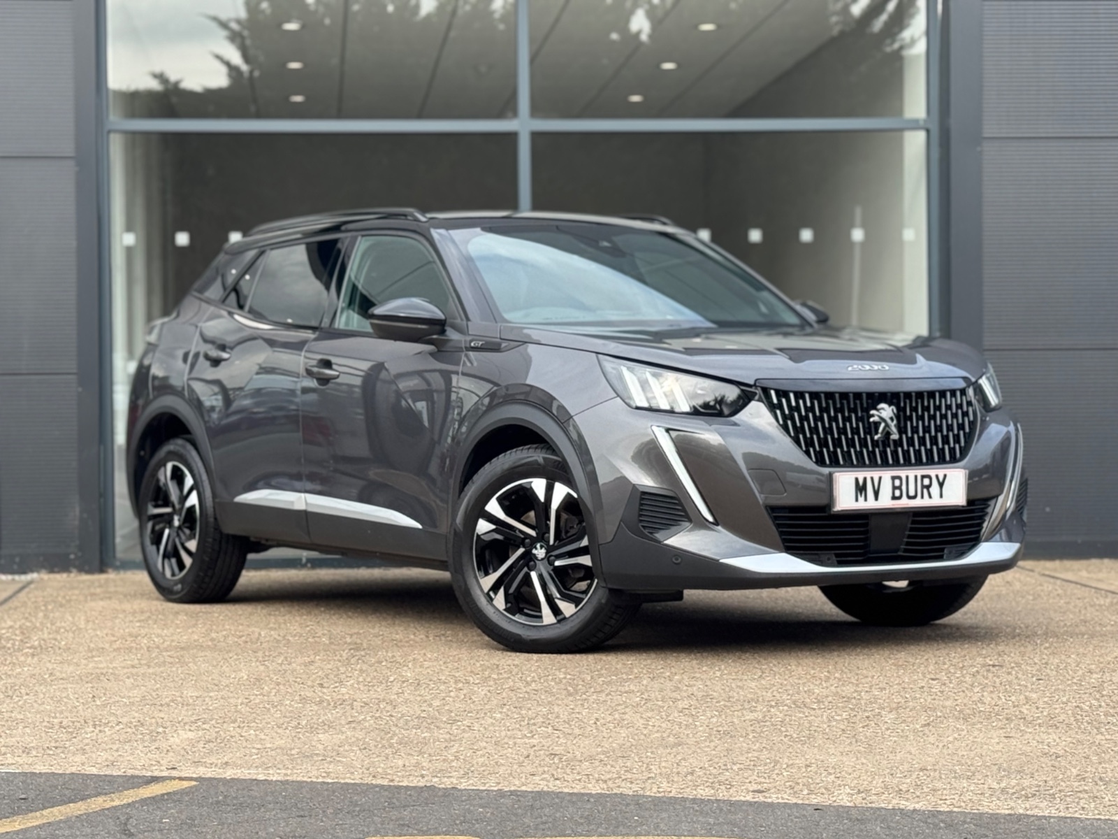 Main listing image - Peugeot 2008