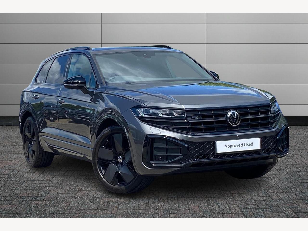 Main listing image - Volkswagen Touareg