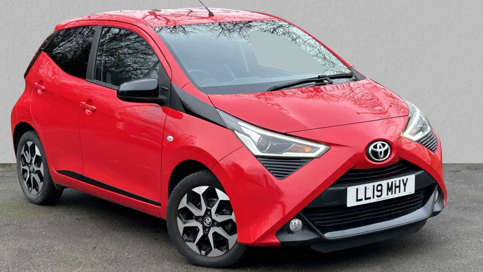 Main listing image - Toyota Aygo