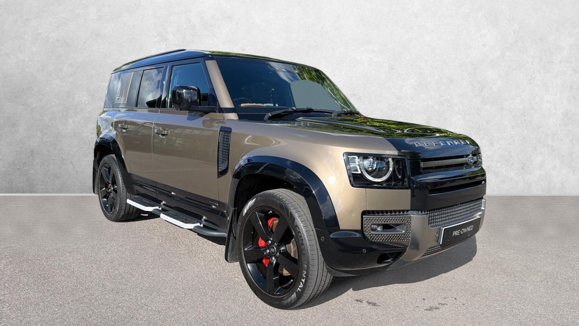 Main listing image - Land Rover Defender
