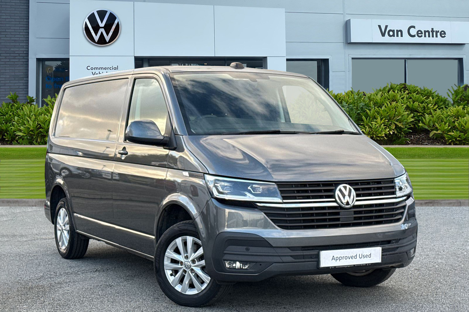 Main listing image - Volkswagen Transporter