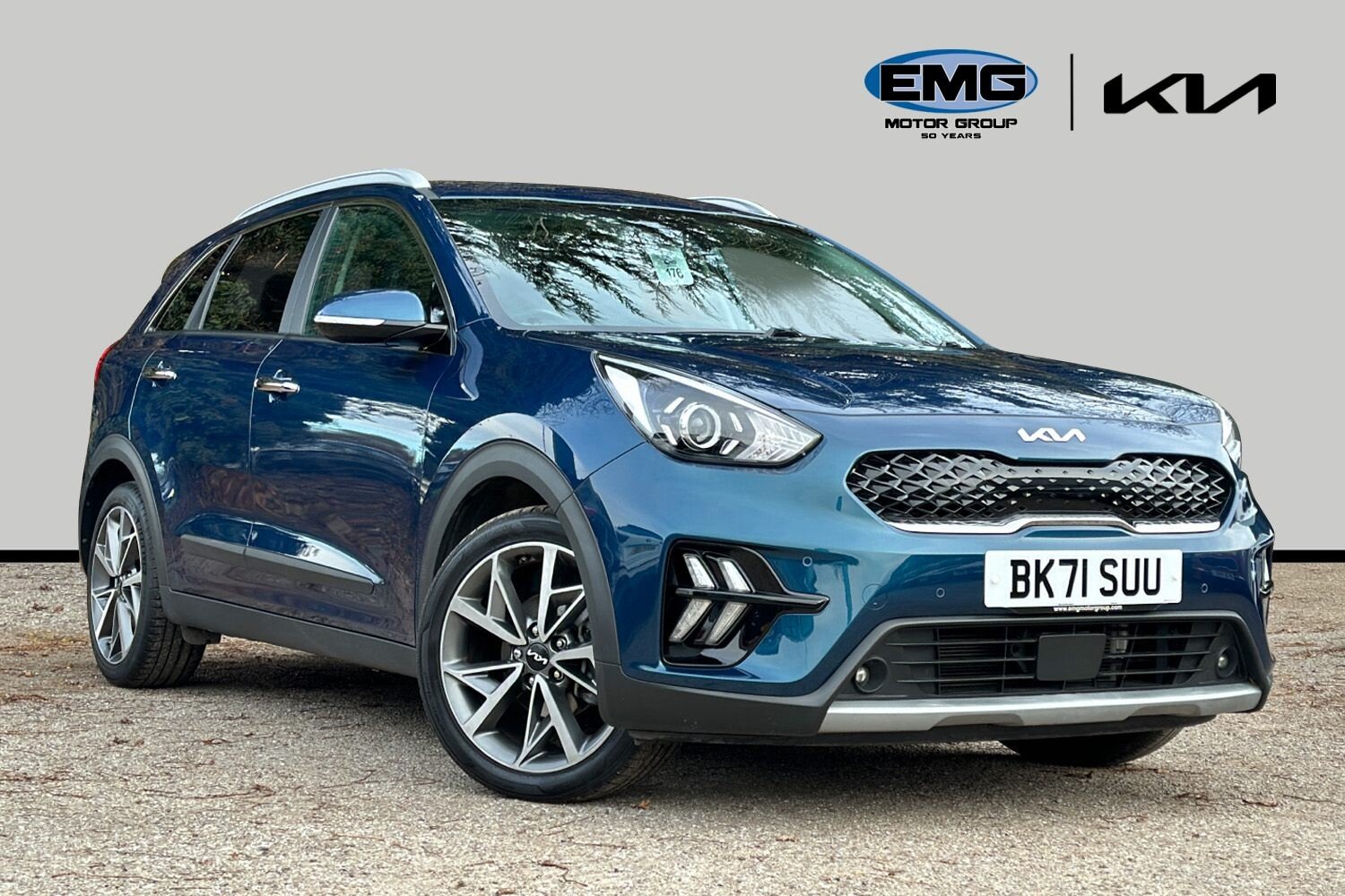 Main listing image - Kia Niro