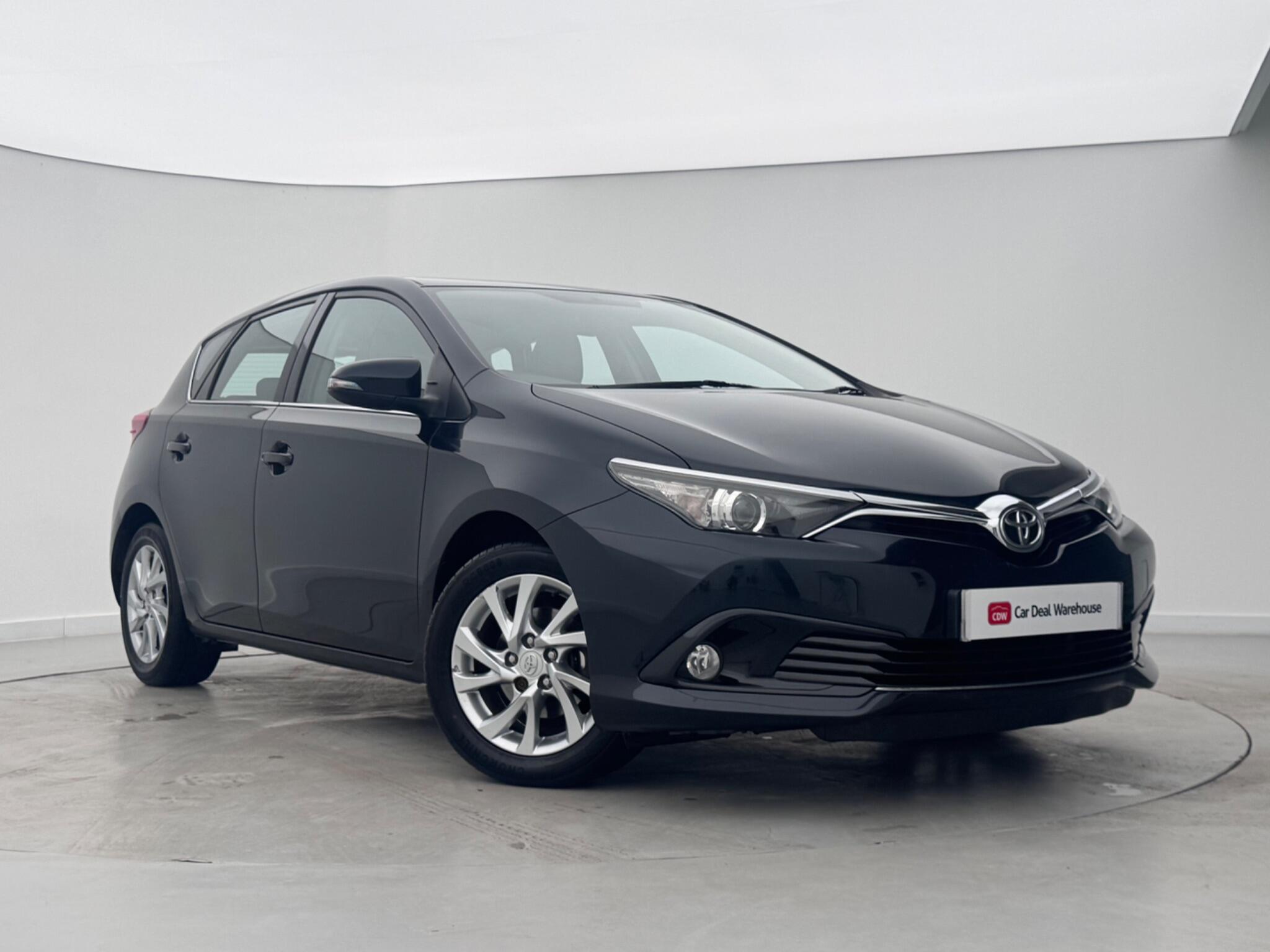 Main listing image - Toyota Auris