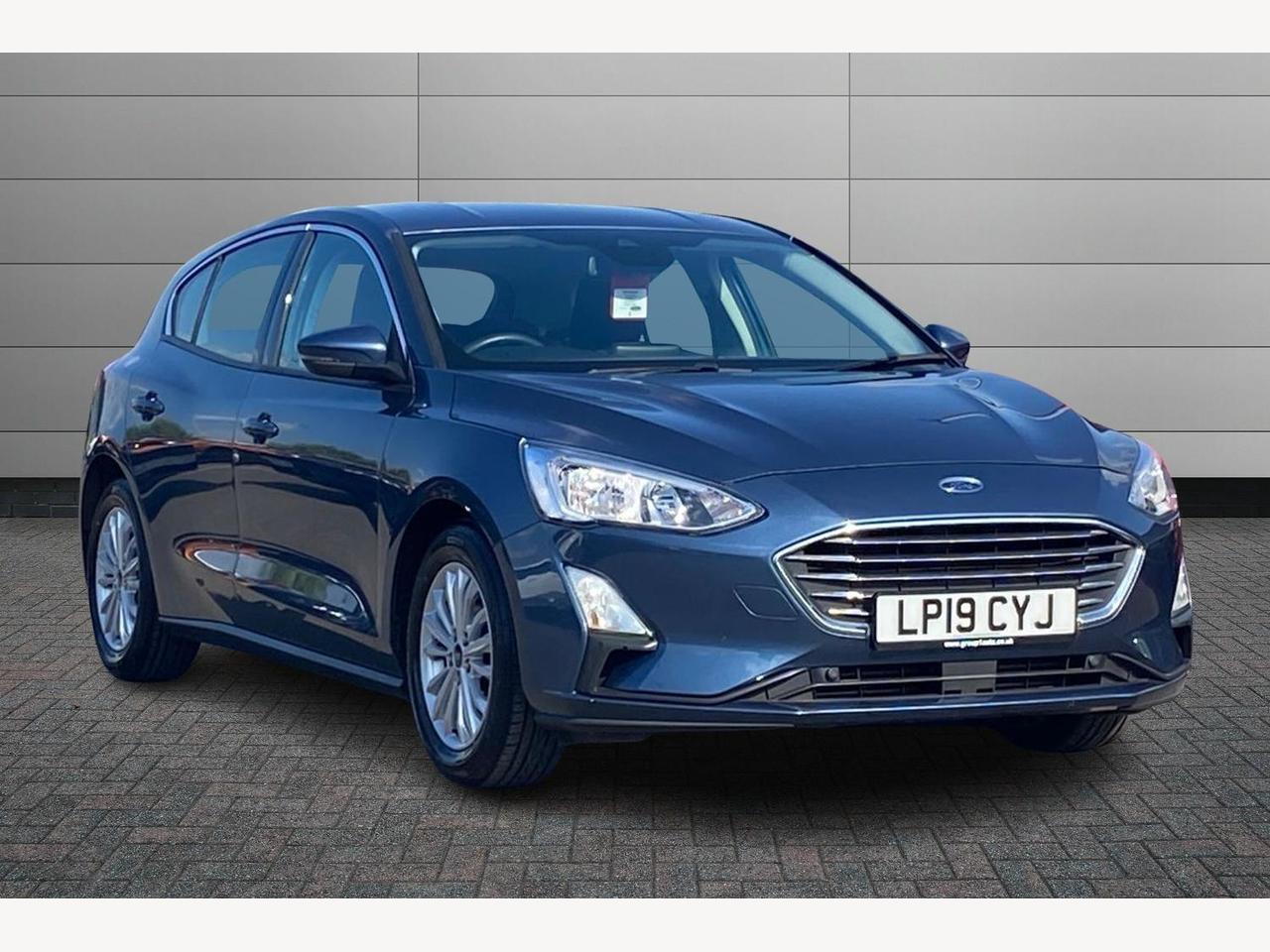 Main listing image - Ford Focus