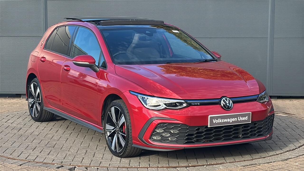 Main listing image - Volkswagen Golf