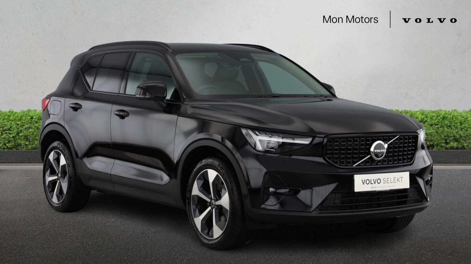 Main listing image - Volvo XC40