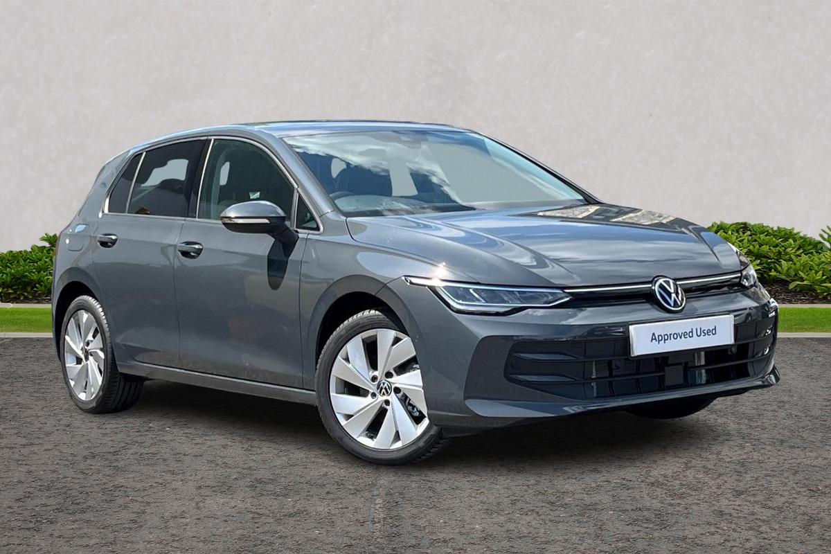 Main listing image - Volkswagen Golf