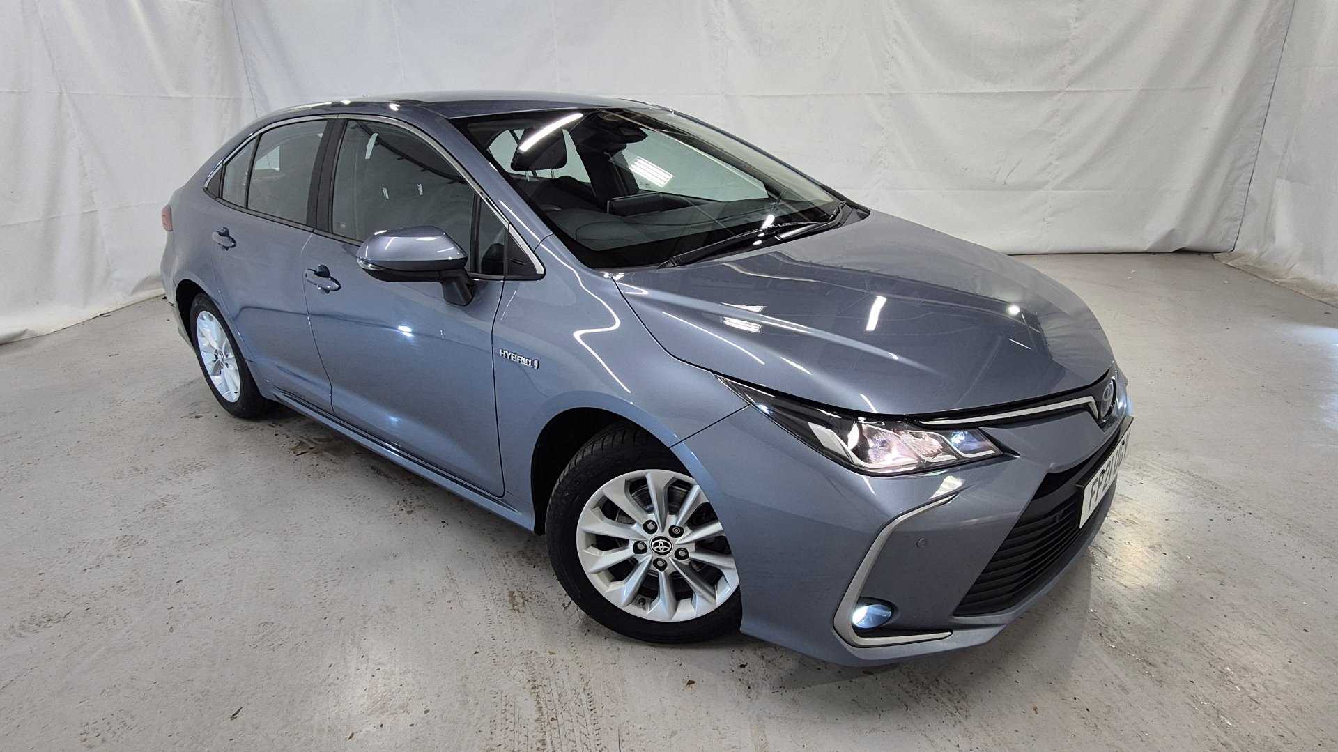 Main listing image - Toyota Corolla Saloon