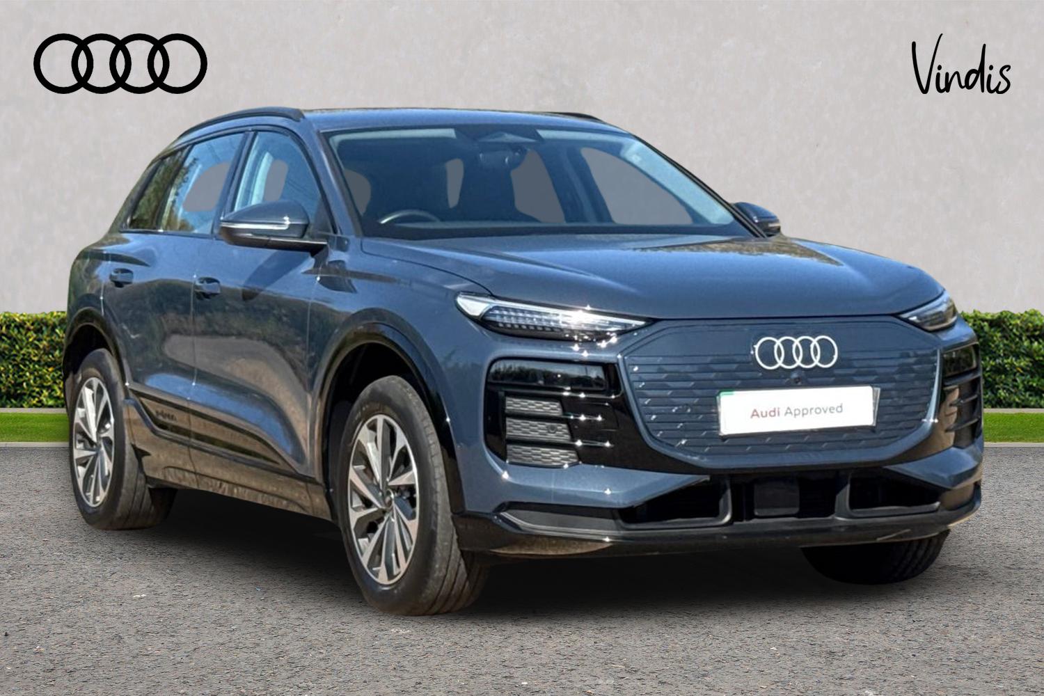 Main listing image - Audi Q6