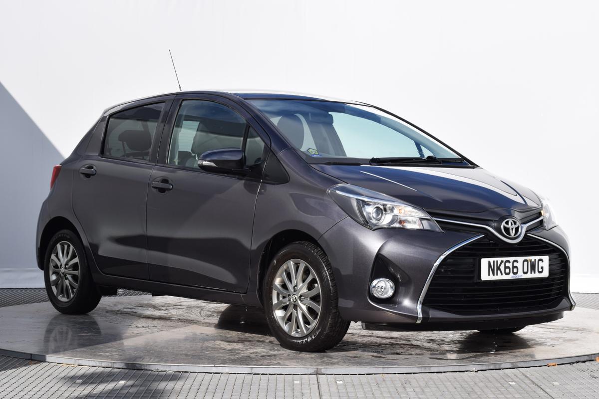 Main listing image - Toyota Yaris