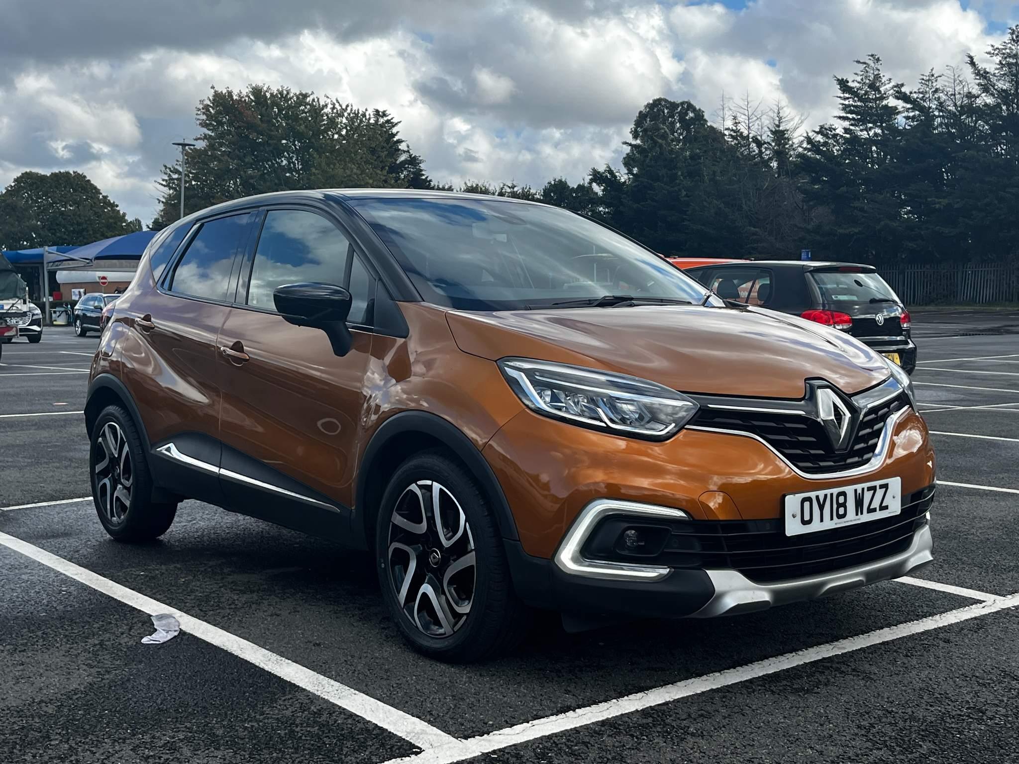 Main listing image - Renault Captur