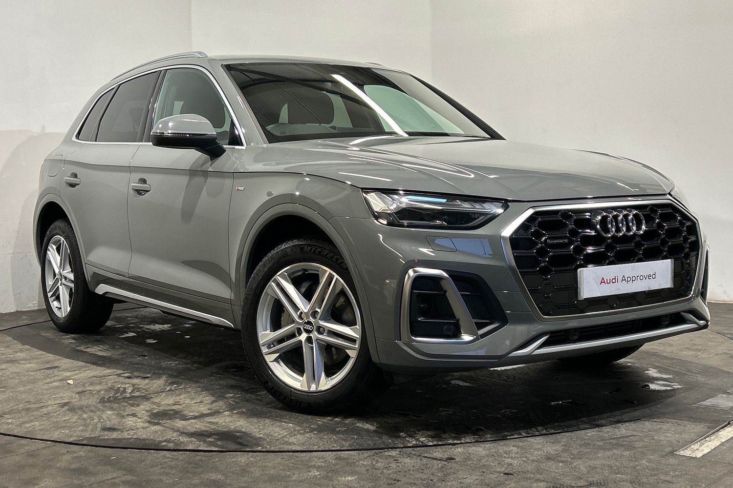 Main listing image - Audi Q5