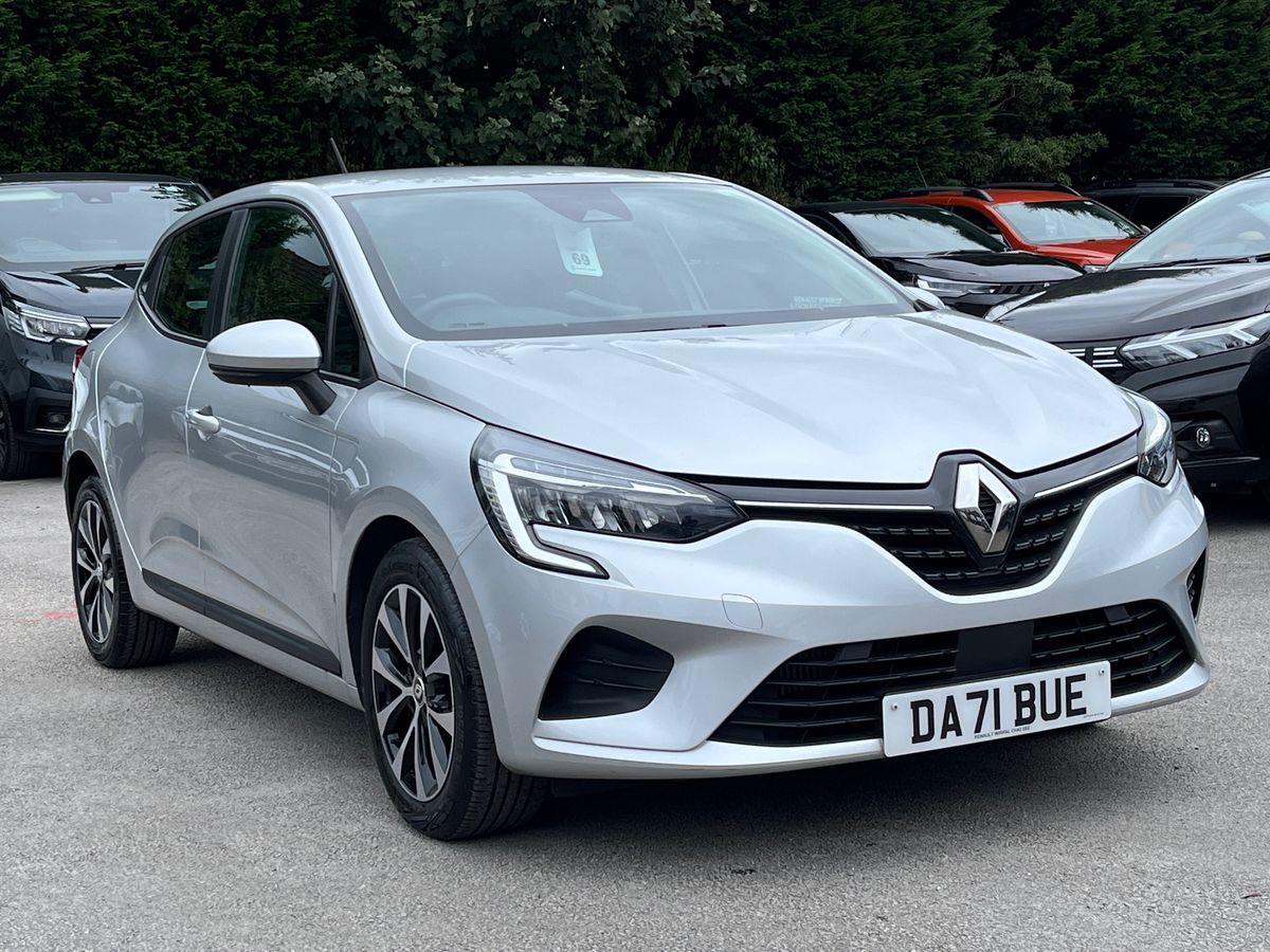 Main listing image - Renault Clio