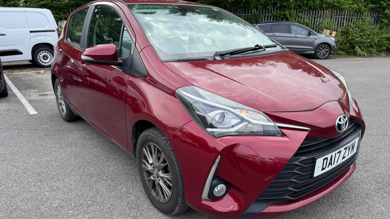 Main listing image - Toyota Yaris