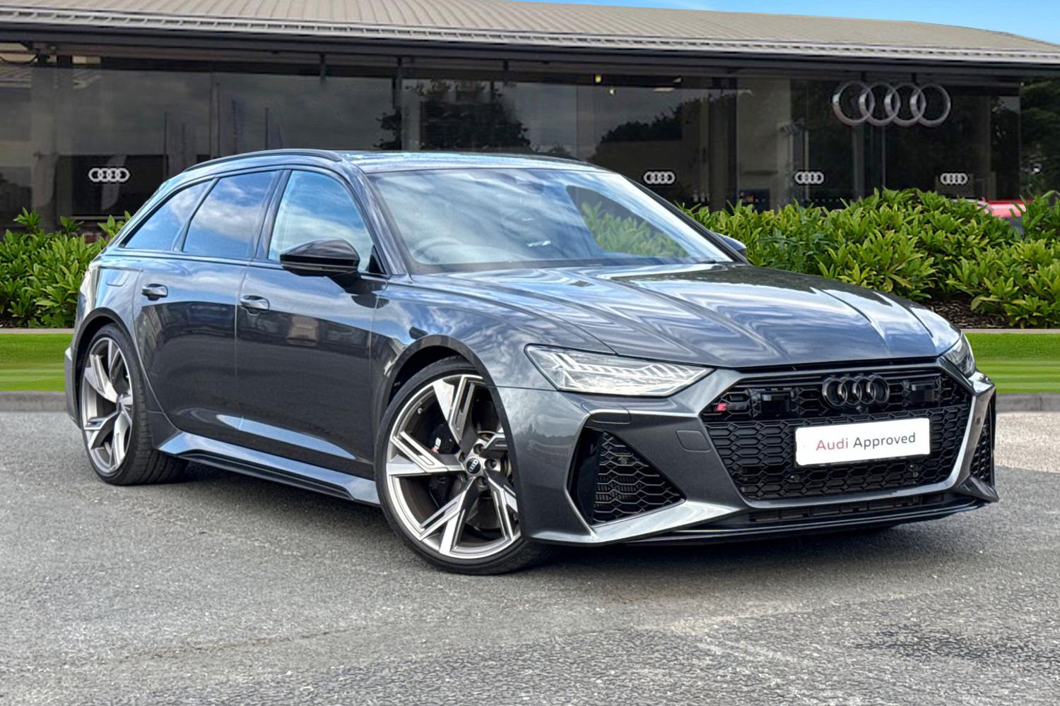 Main listing image - Audi RS6