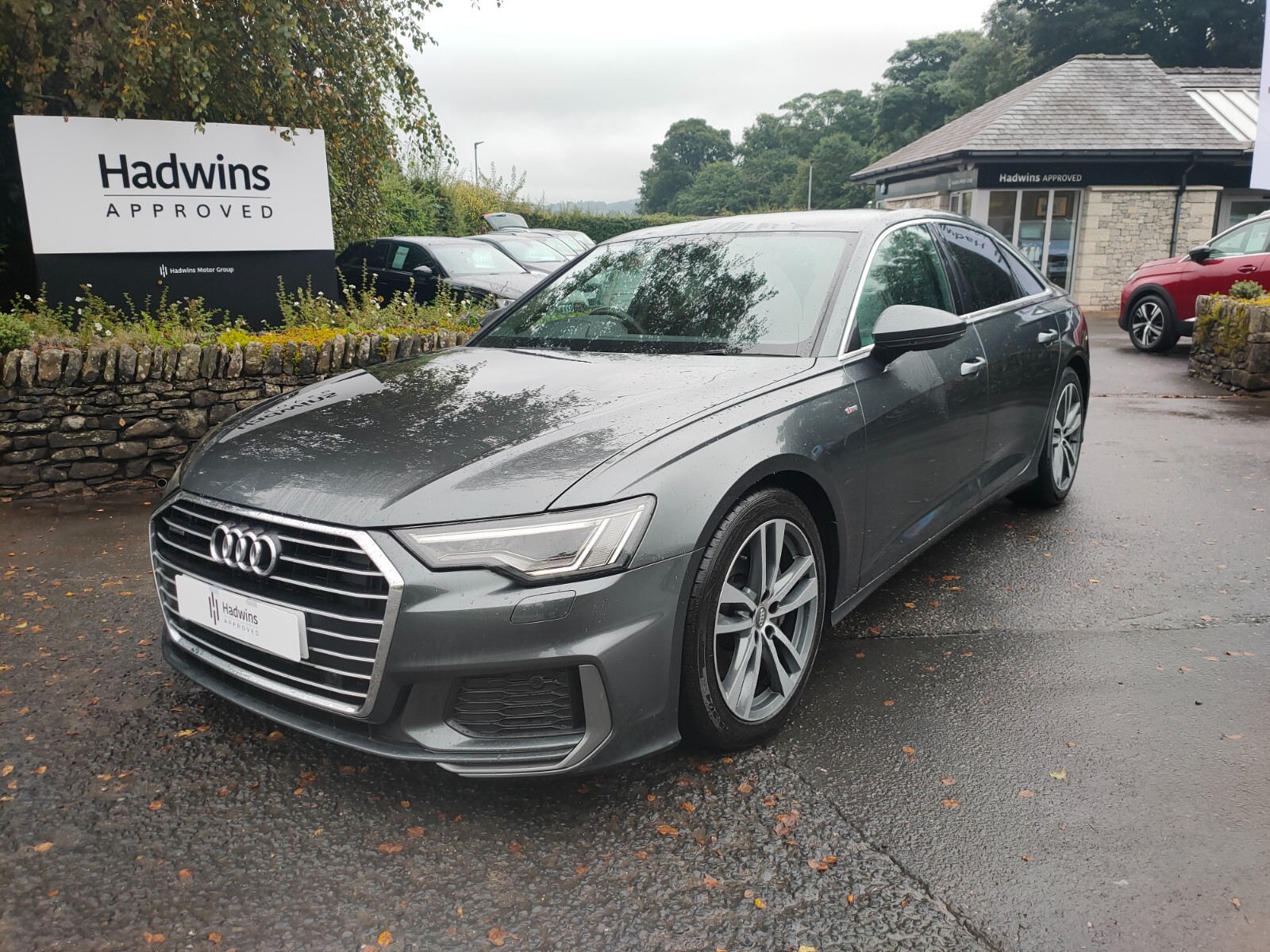 Main listing image - Audi A6