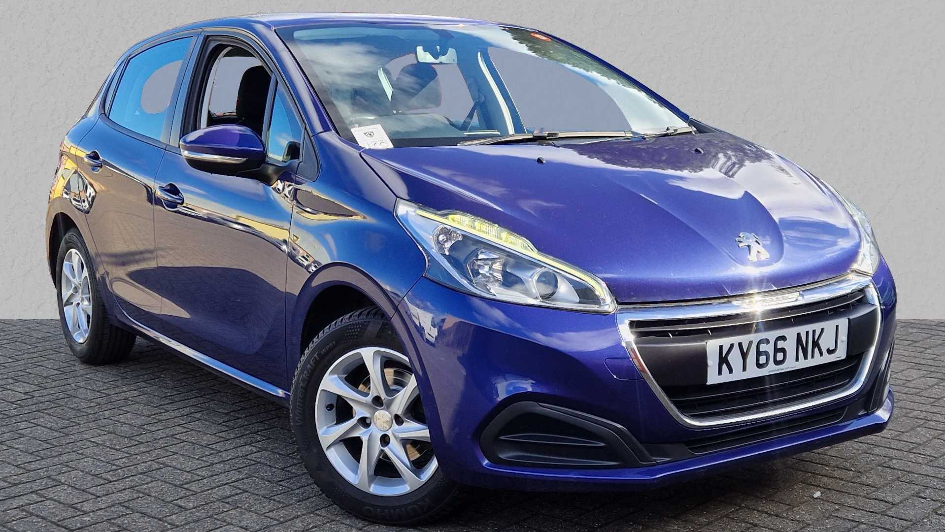 Main listing image - Peugeot 208