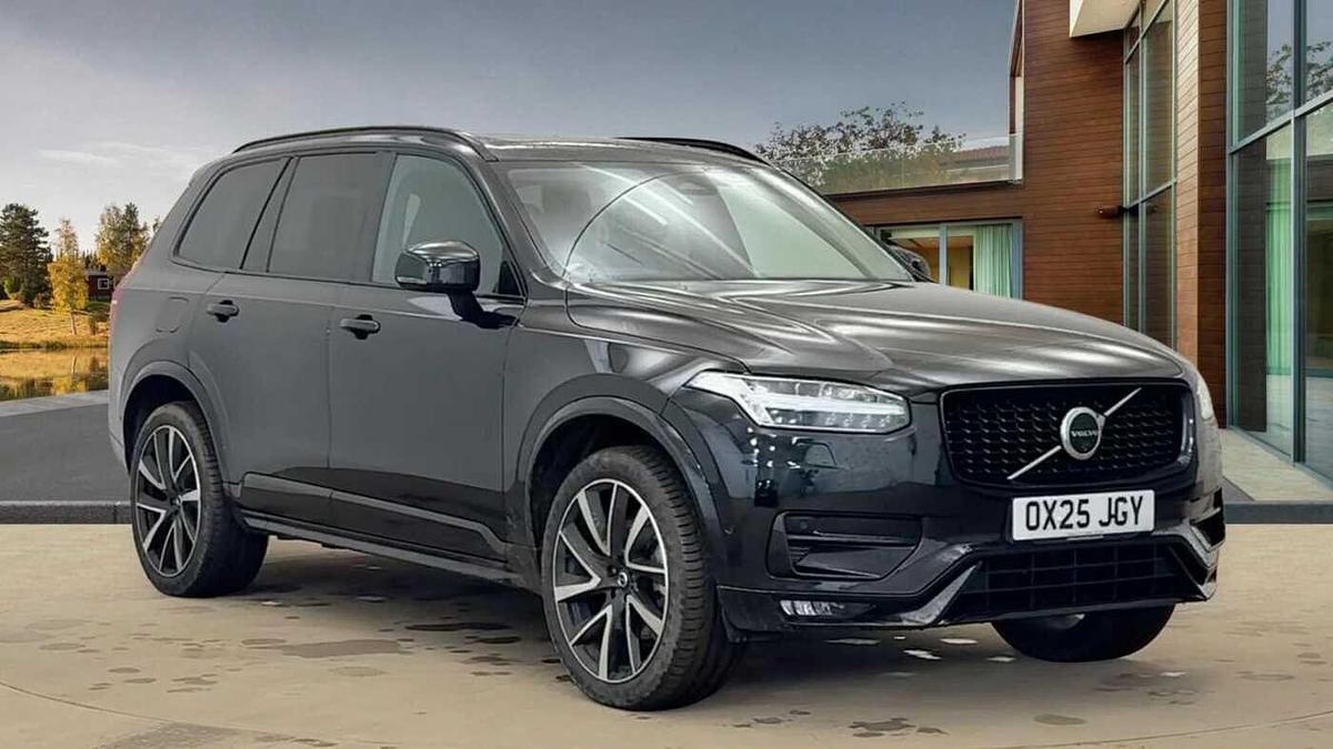 Main listing image - Volvo XC90