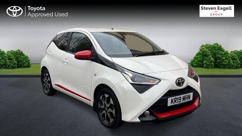 Main listing image - Toyota Aygo