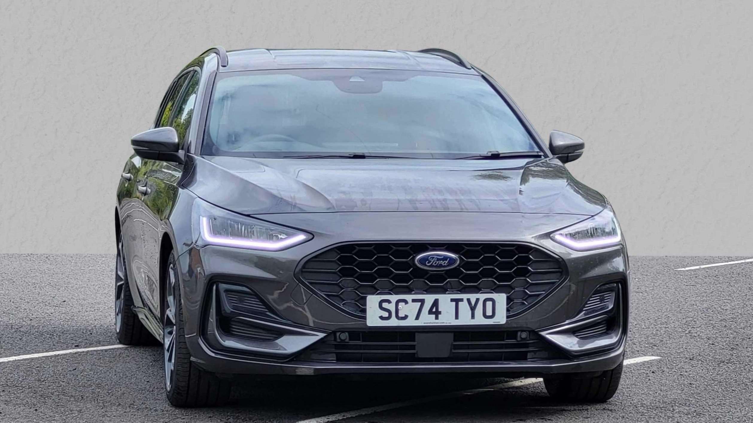 Main listing image - Ford Focus Estate
