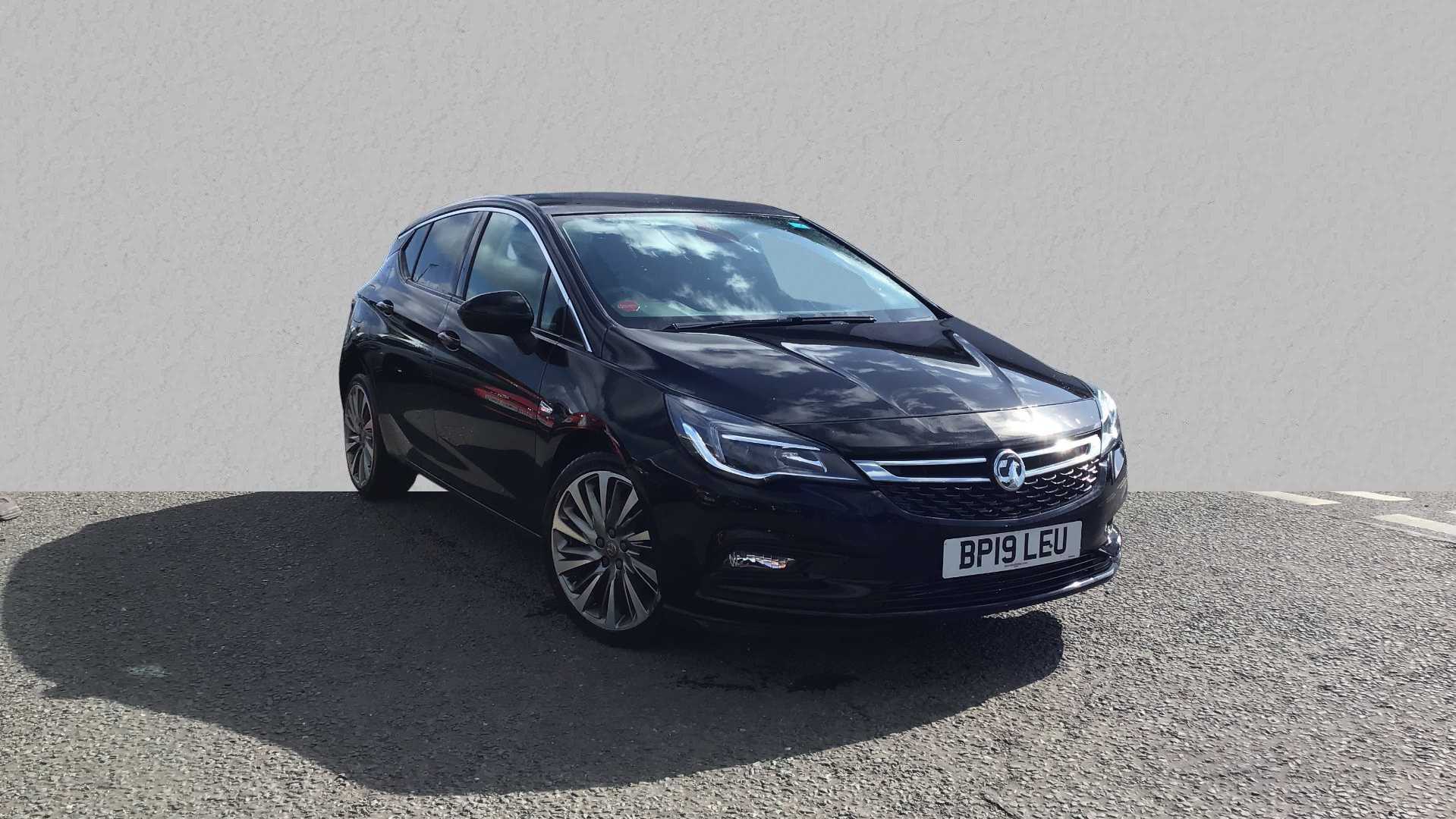 Main listing image - Vauxhall Astra