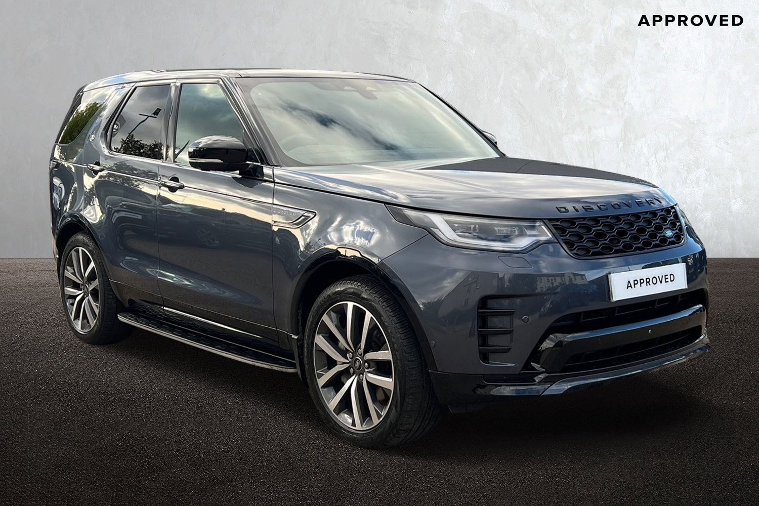 Main listing image - Land Rover Discovery