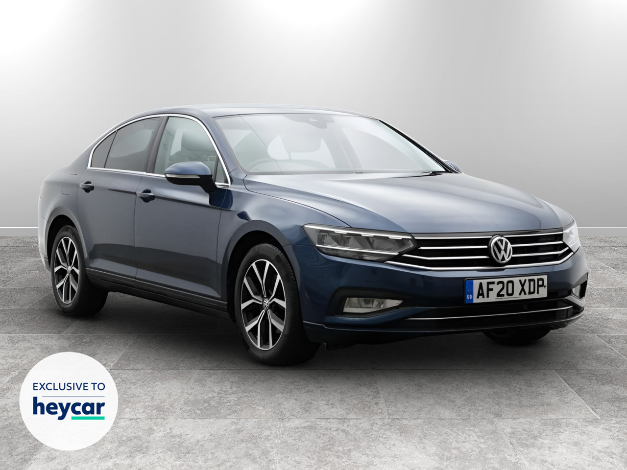 Main listing image - Volkswagen Passat