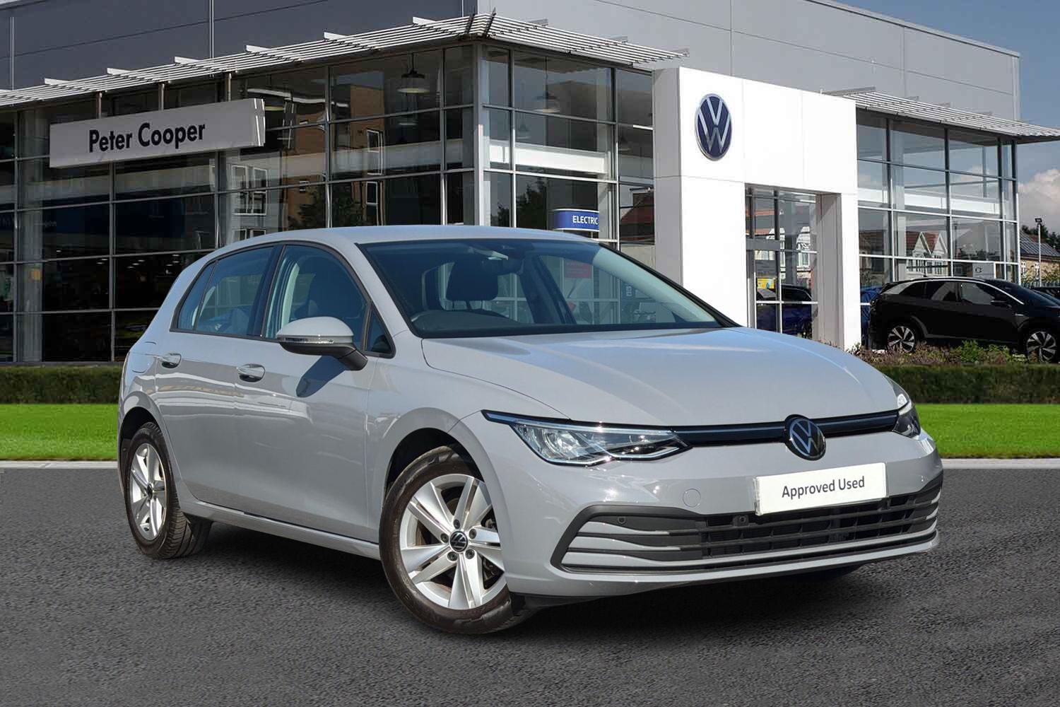 Main listing image - Volkswagen Golf