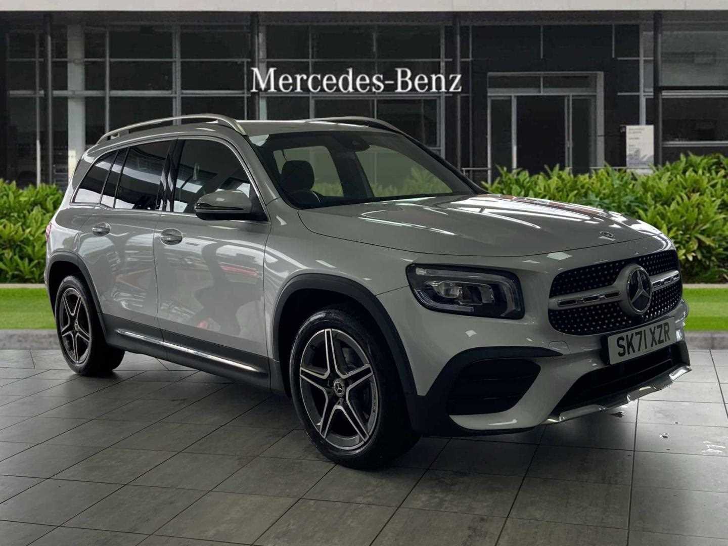 Main listing image - Mercedes-Benz GLB