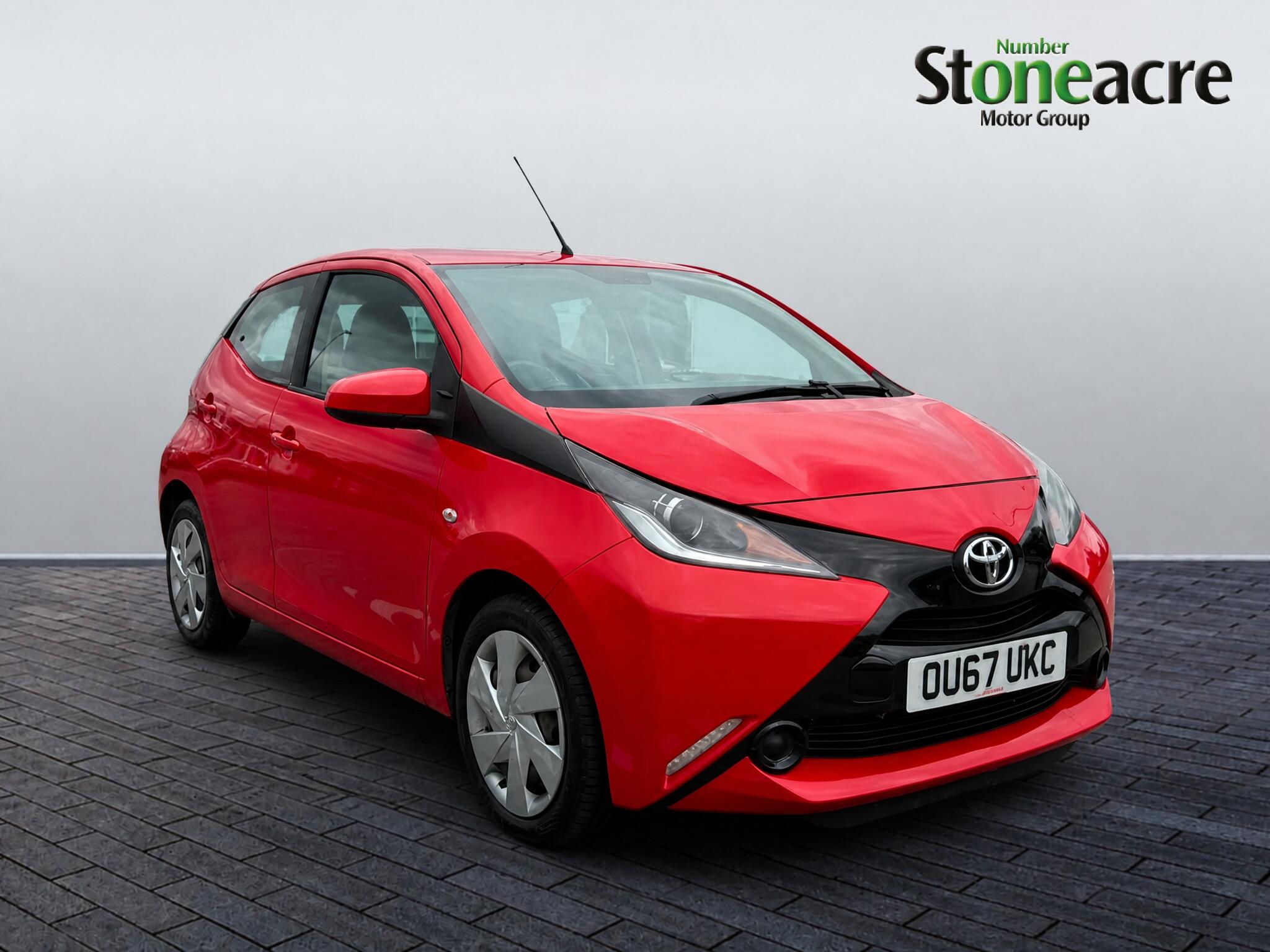 Main listing image - Toyota Aygo