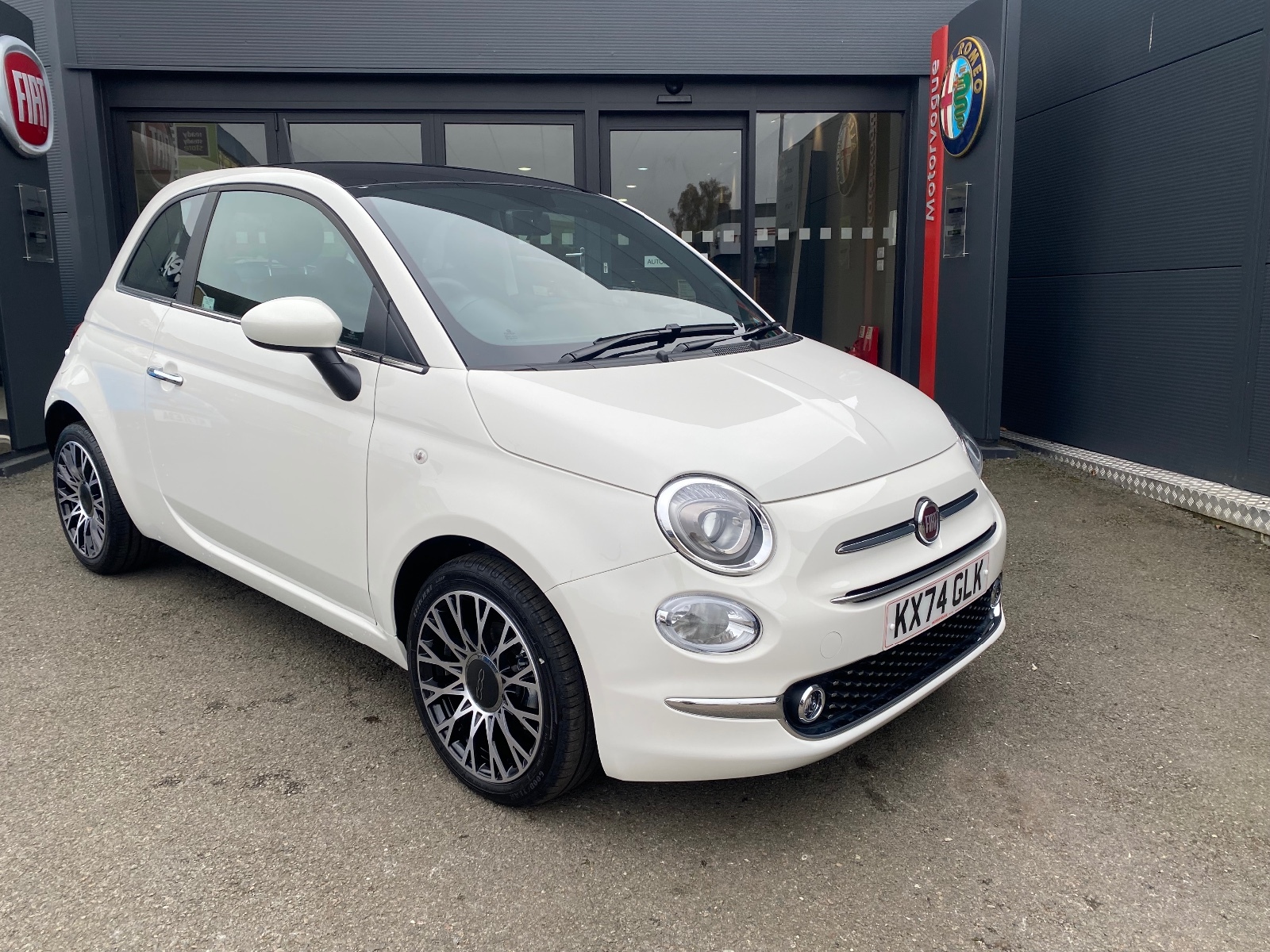 Main listing image - Fiat 500