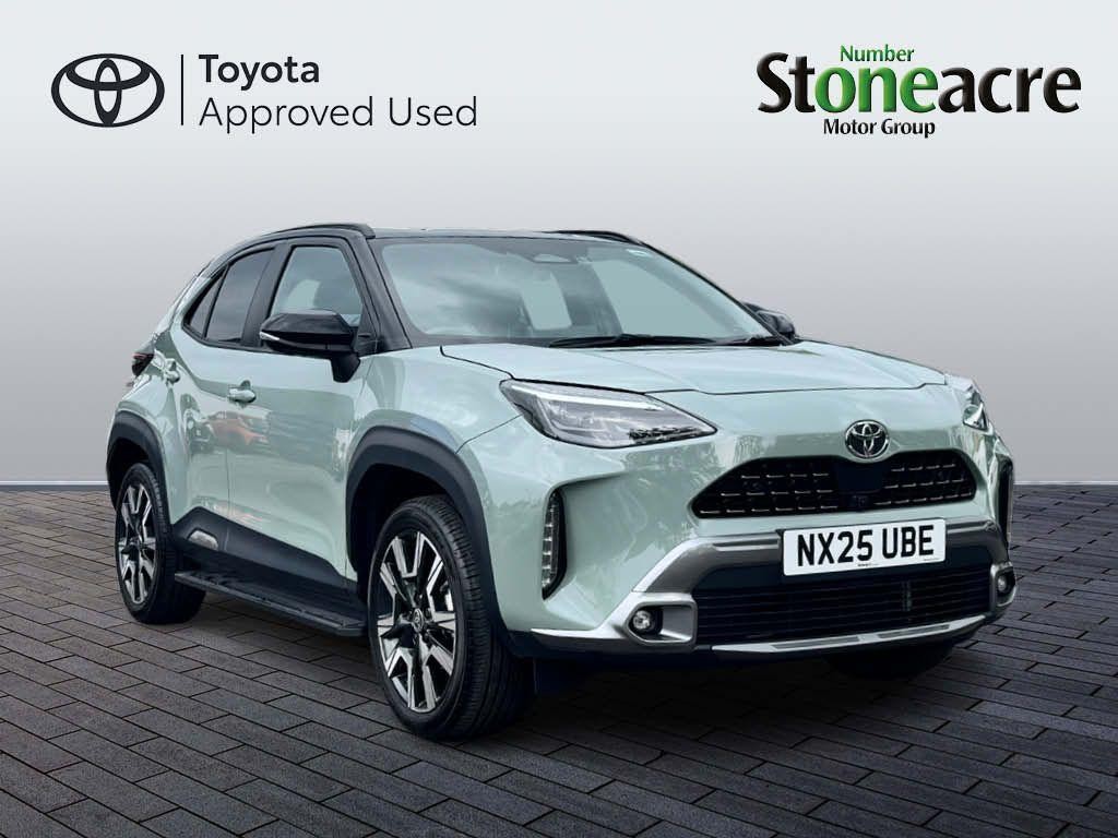 Main listing image - Toyota Yaris Cross
