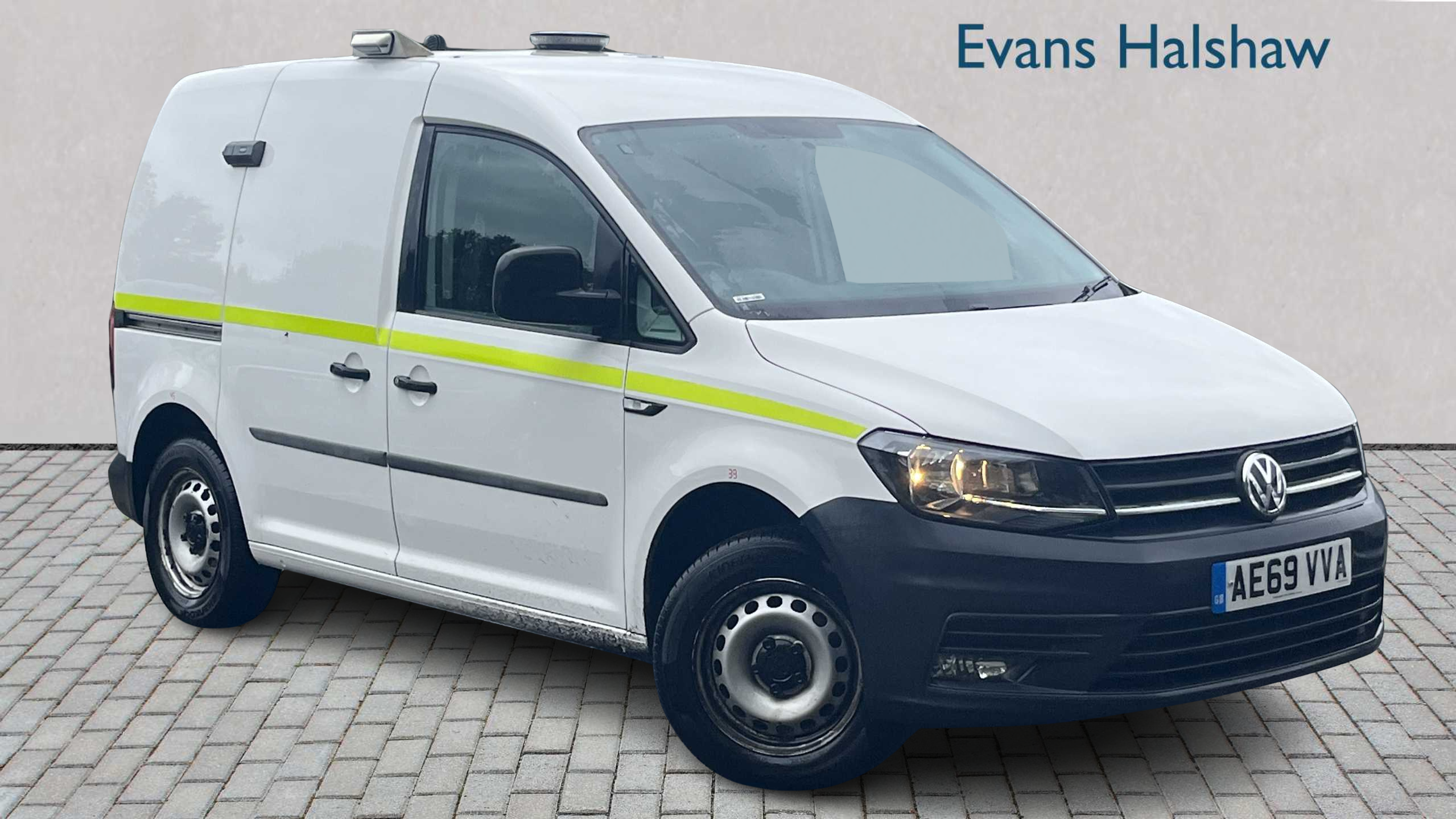 Main listing image - Volkswagen Caddy