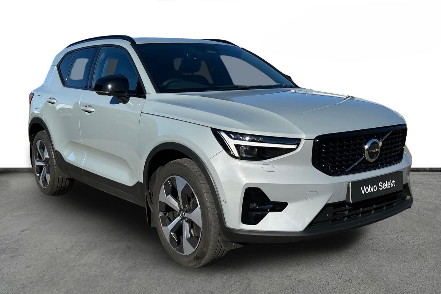 Main listing image - Volvo XC40