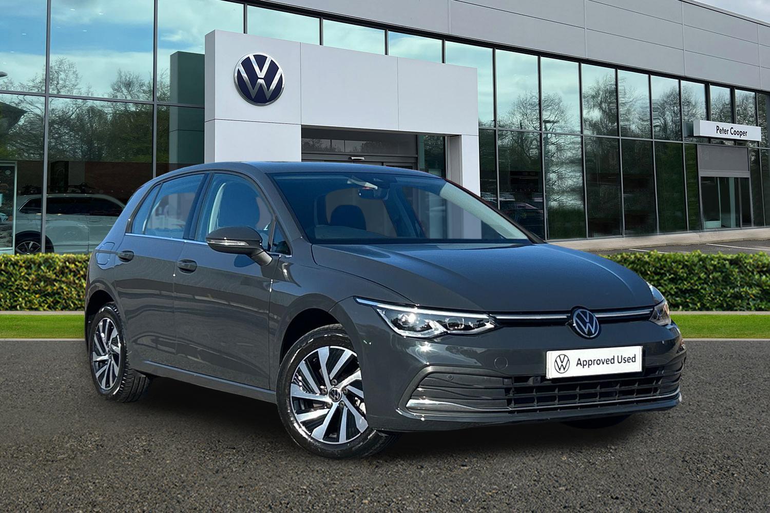 Main listing image - Volkswagen Golf