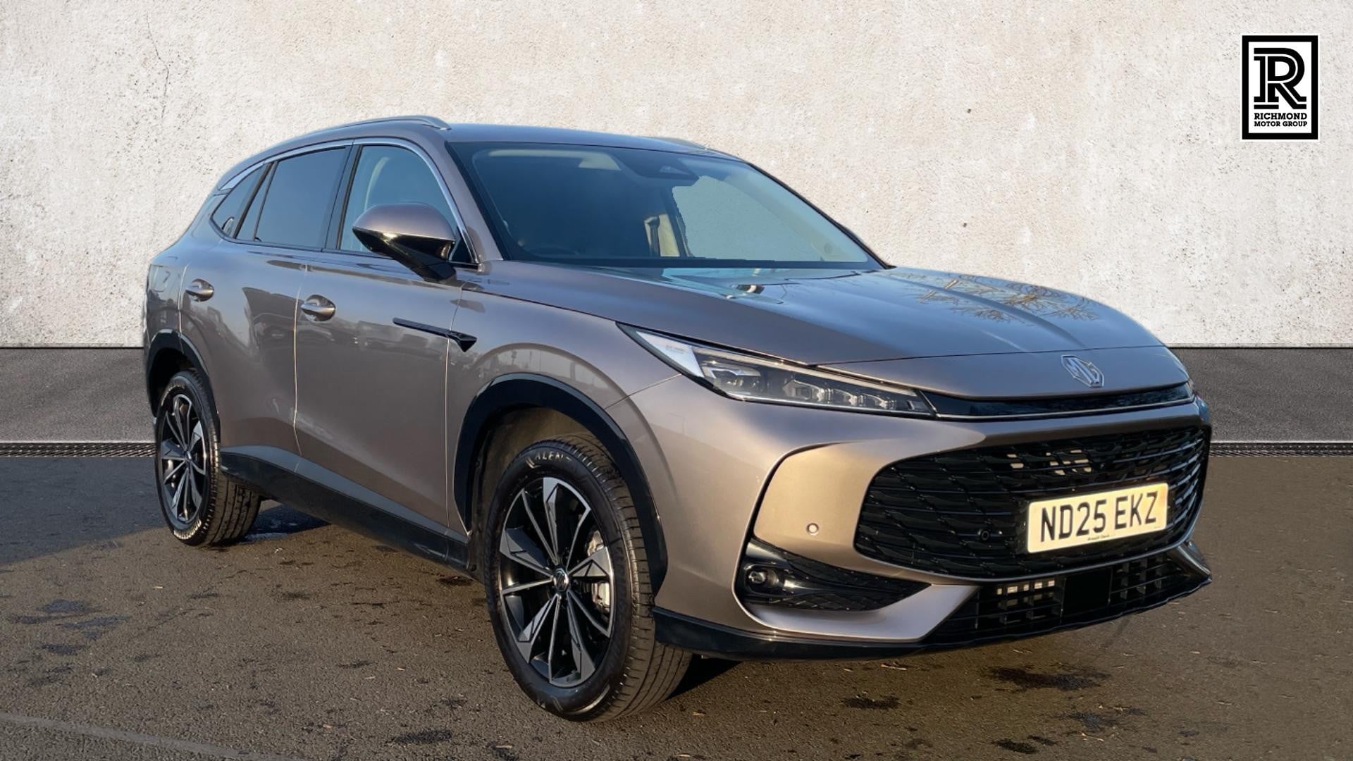 Main listing image - MG HS