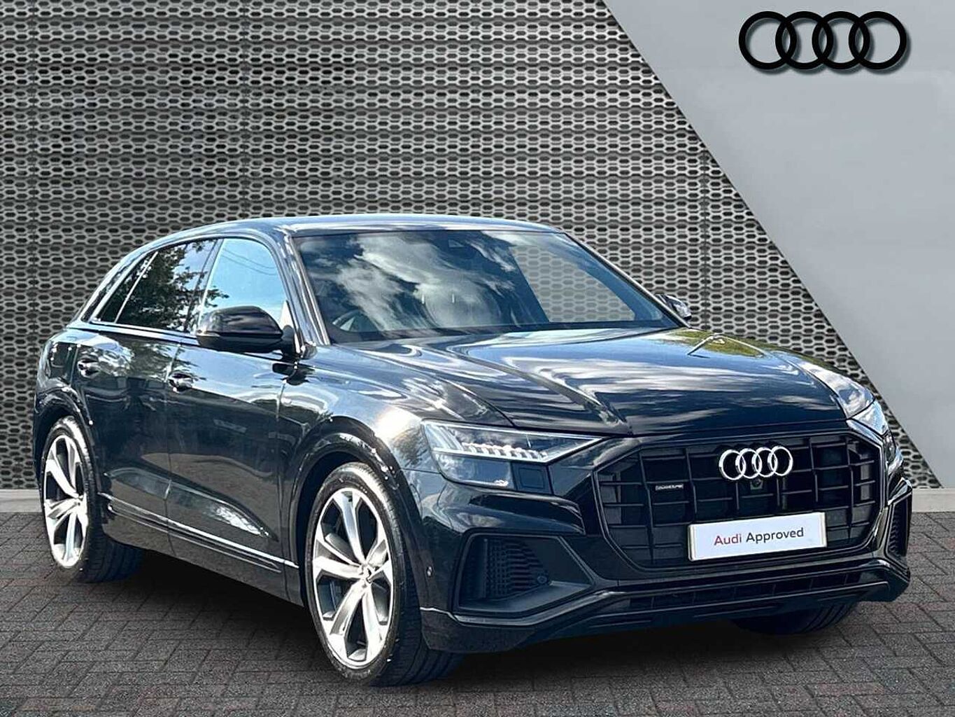 Main listing image - Audi Q8