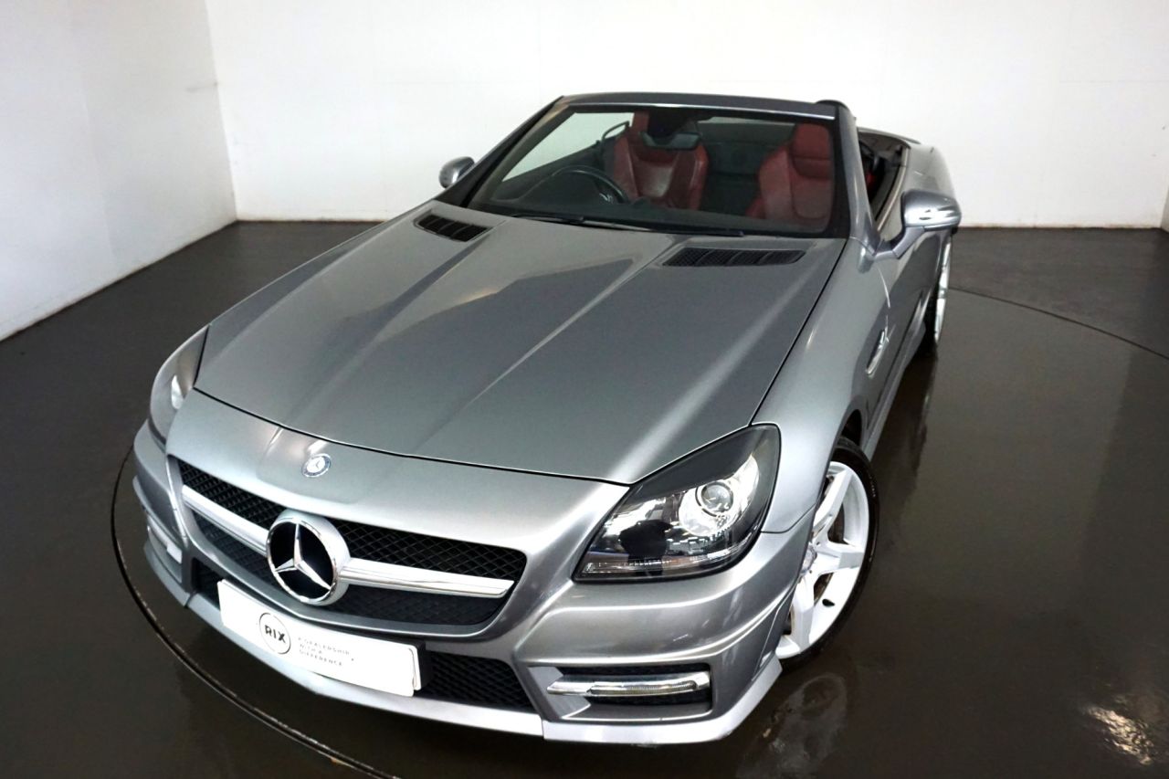 Main listing image - Mercedes-Benz SLK