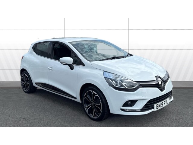 Main listing image - Renault Clio