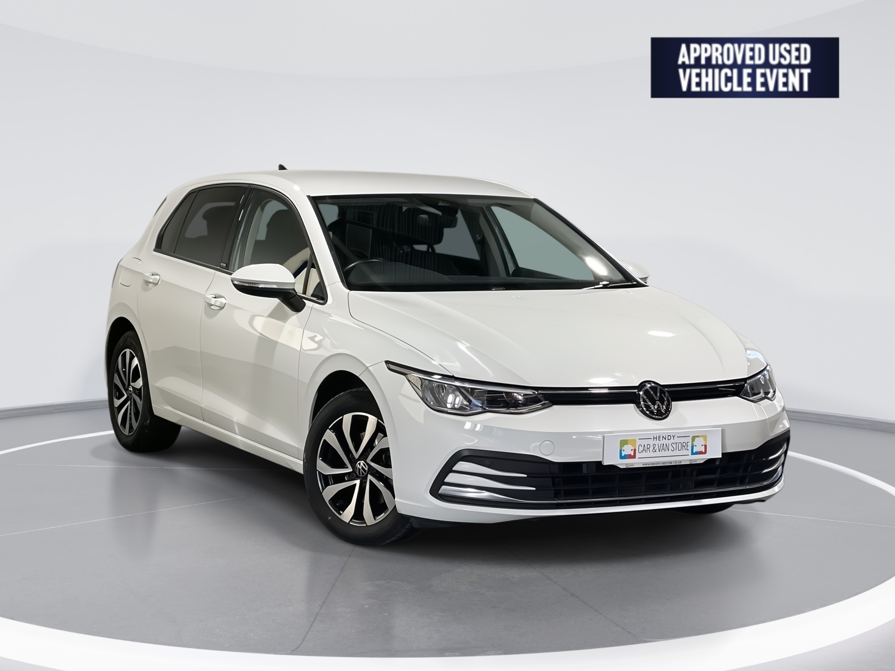 Main listing image - Volkswagen Golf