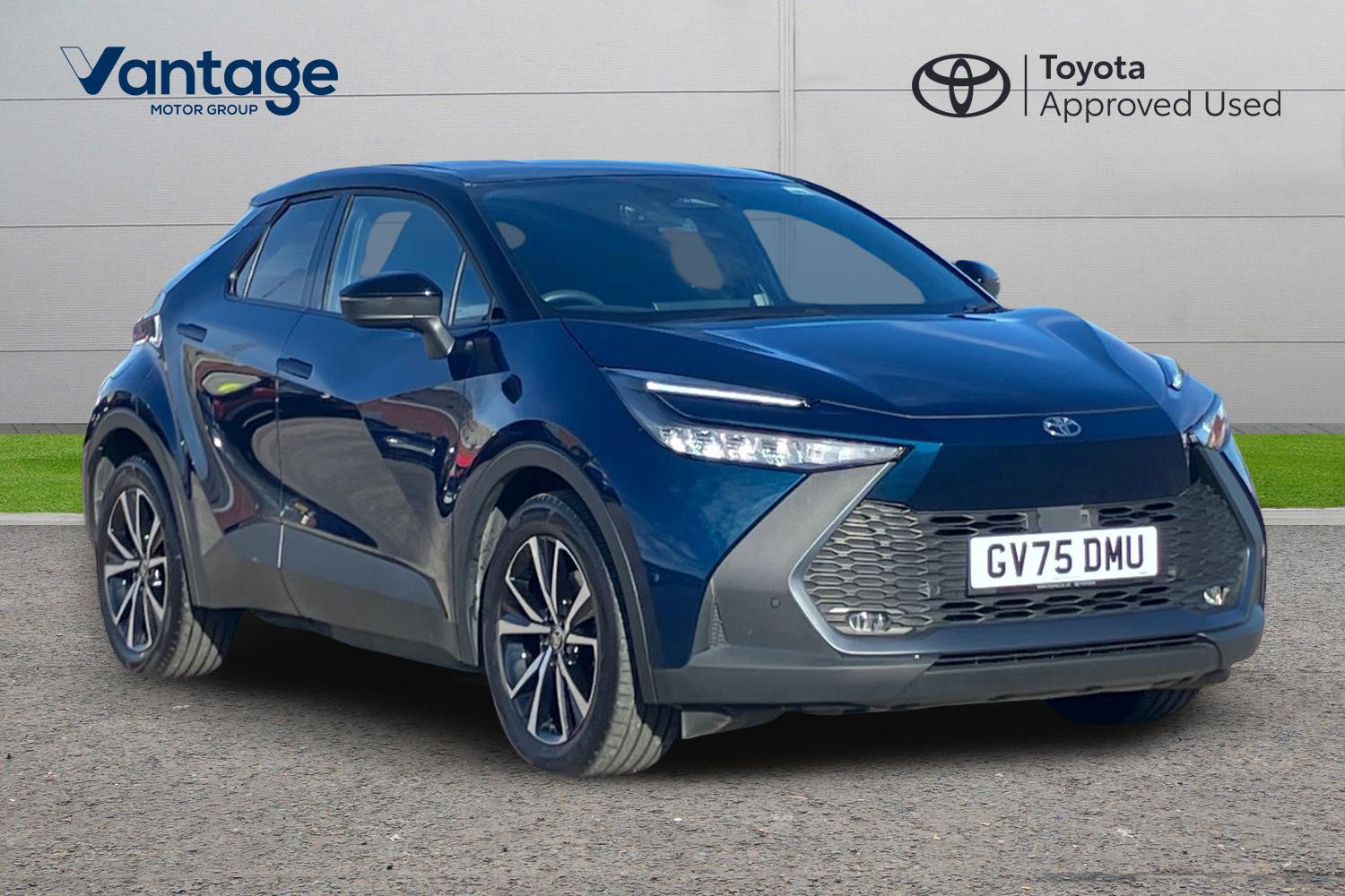 Main listing image - Toyota C-HR
