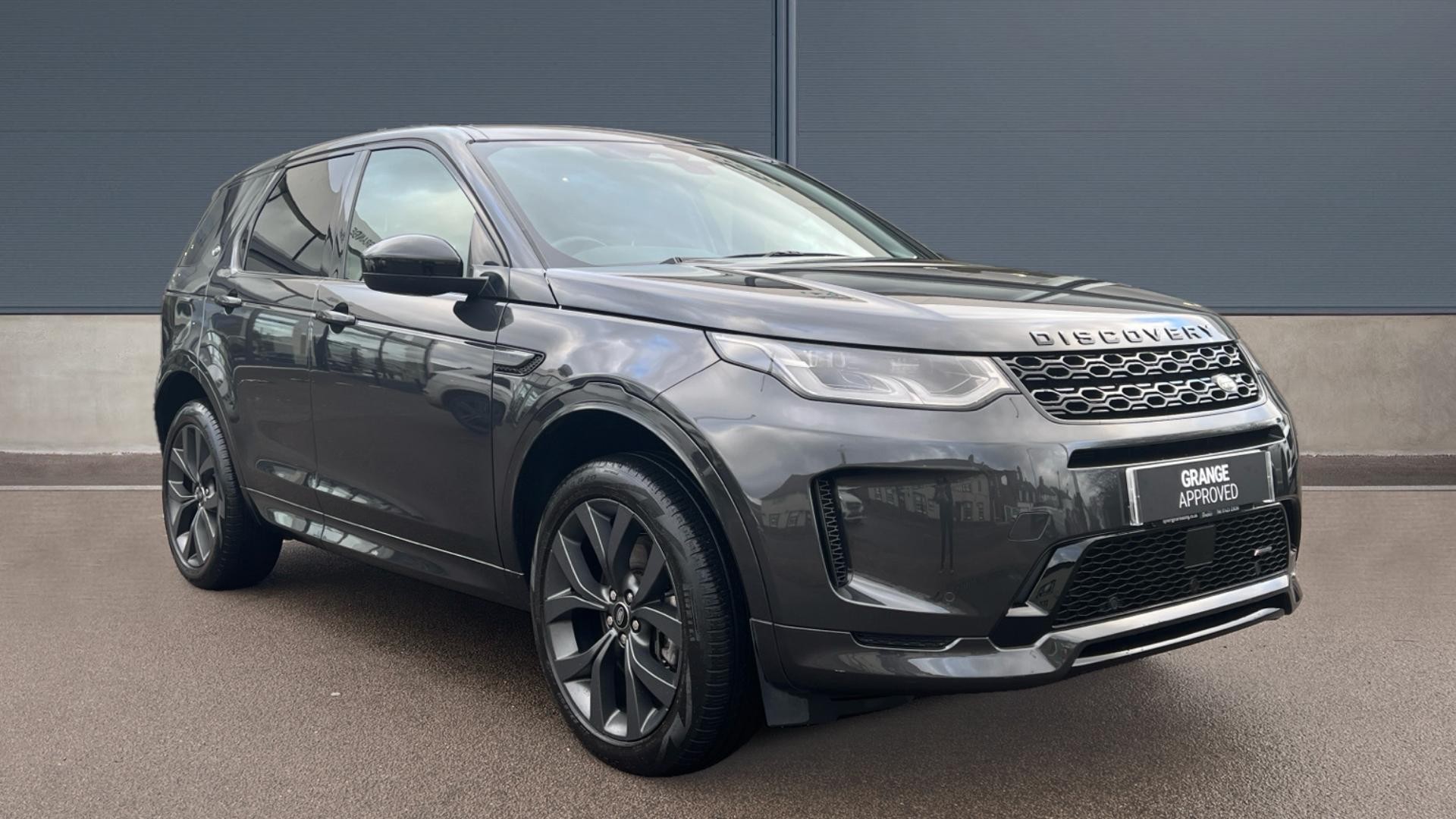 Main listing image - Land Rover Discovery Sport