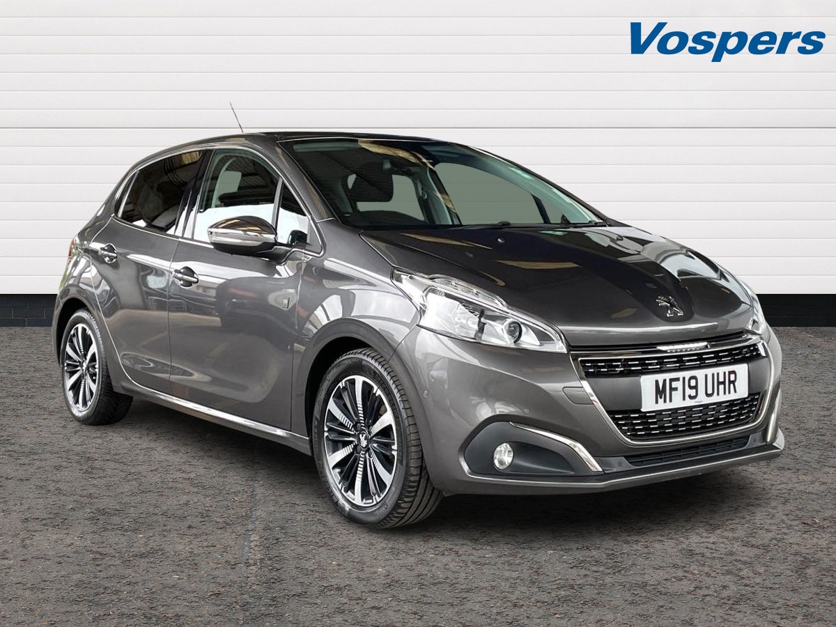 Main listing image - Peugeot 208