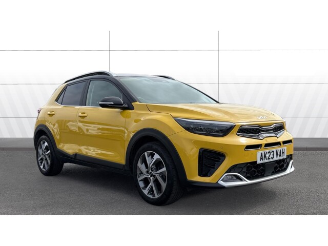 Main listing image - Kia Stonic