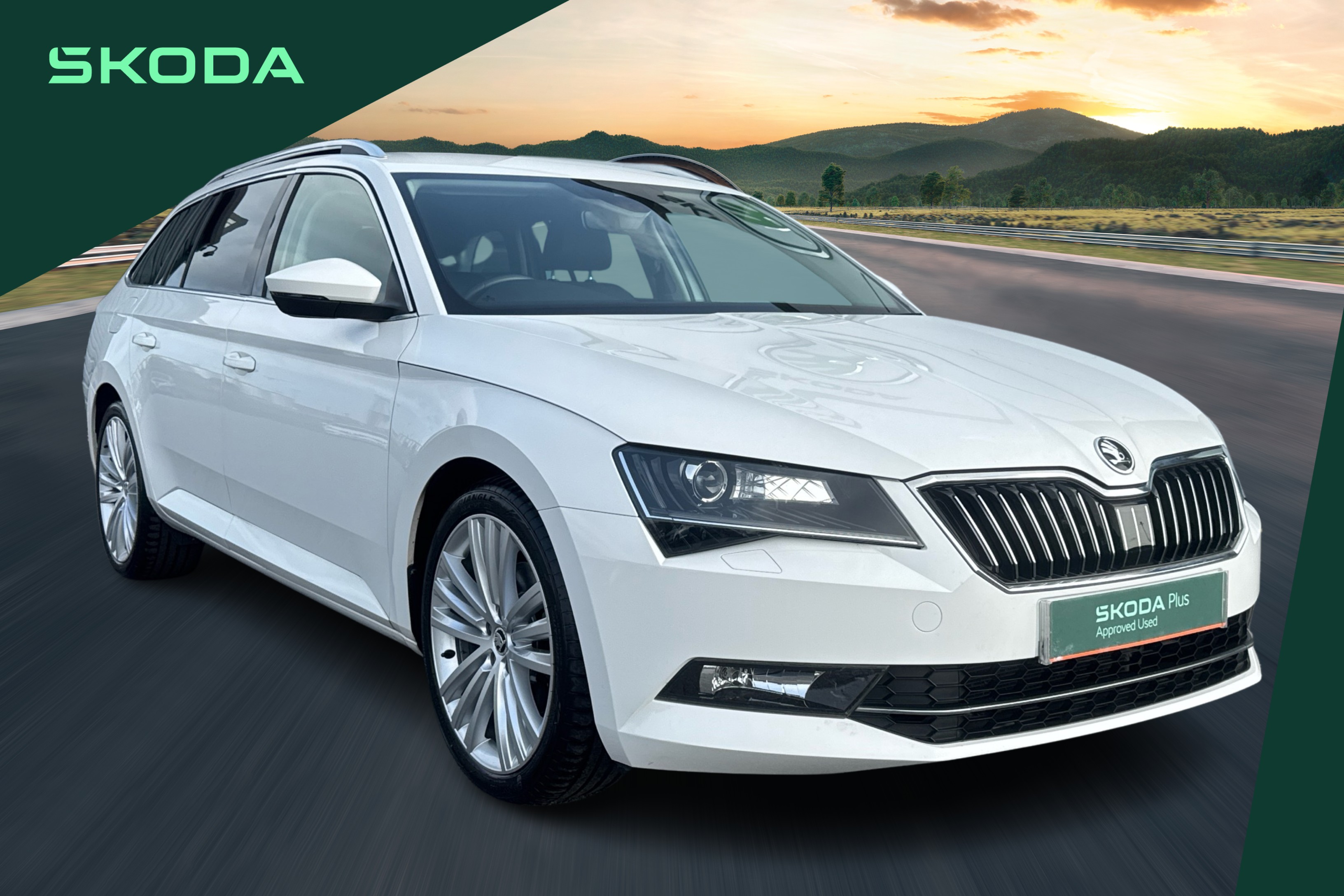 Main listing image - Skoda Superb Estate