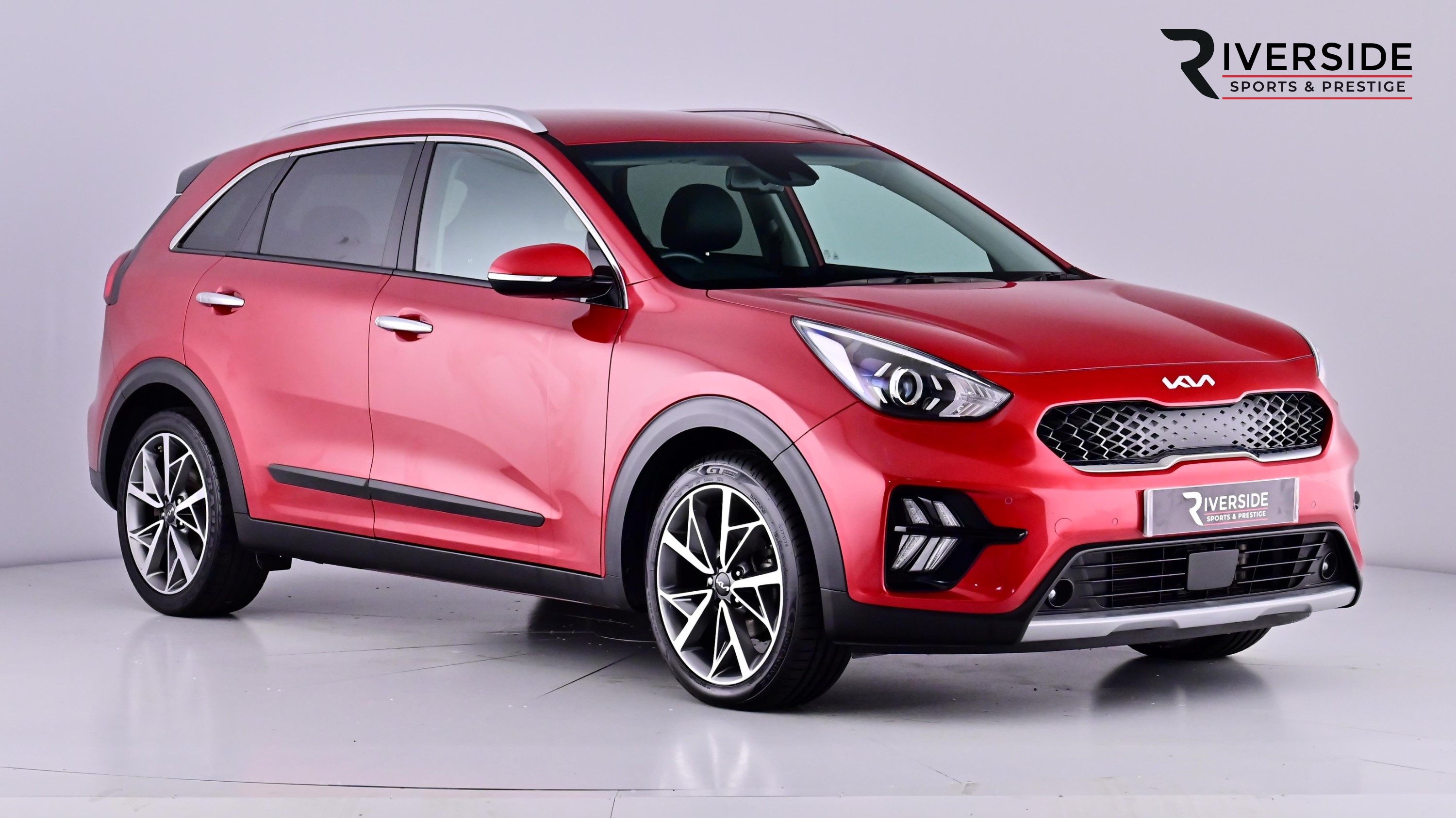 Main listing image - Kia Niro