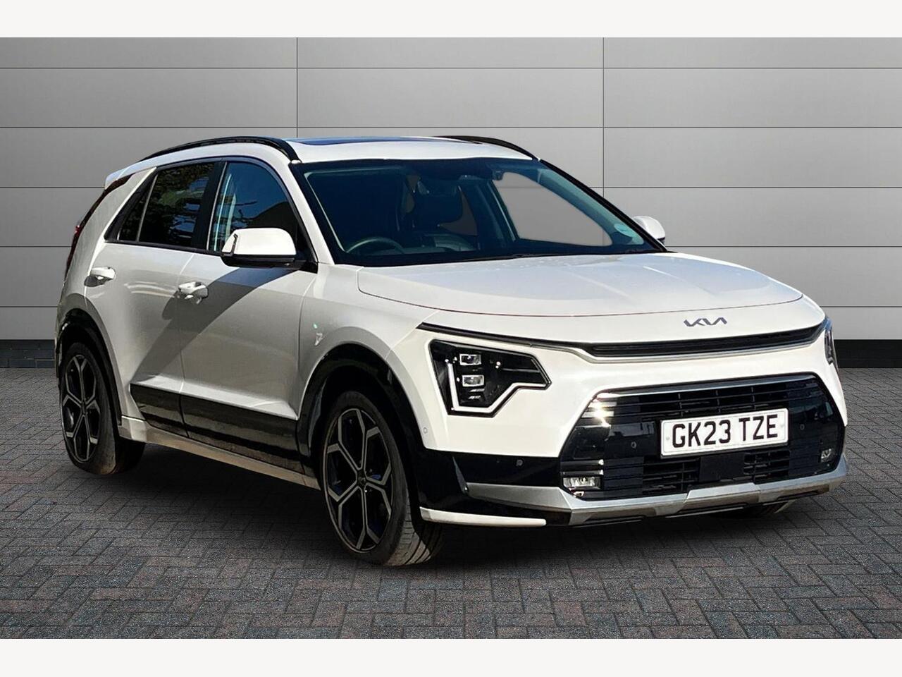 Main listing image - Kia Niro