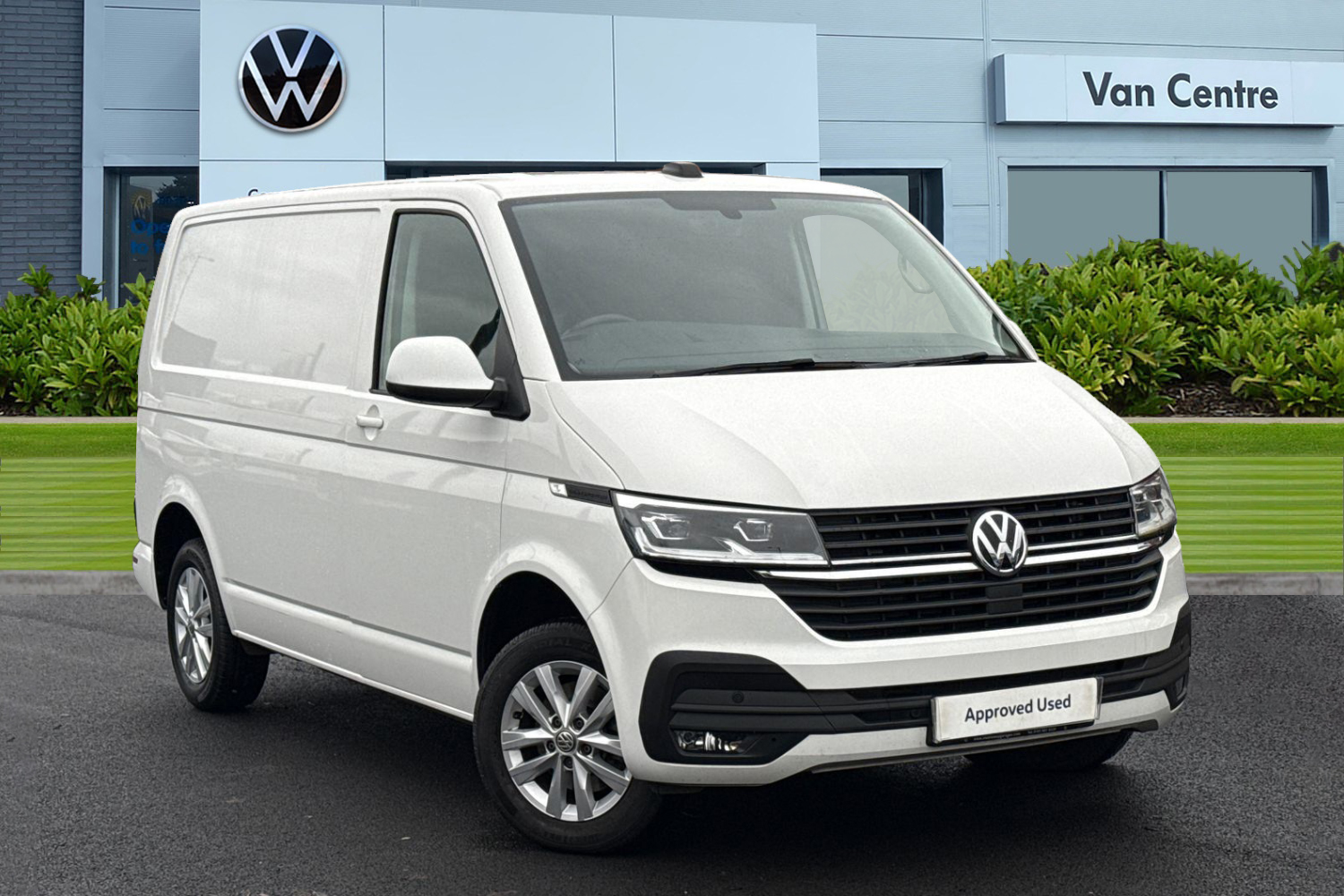 Main listing image - Volkswagen Transporter