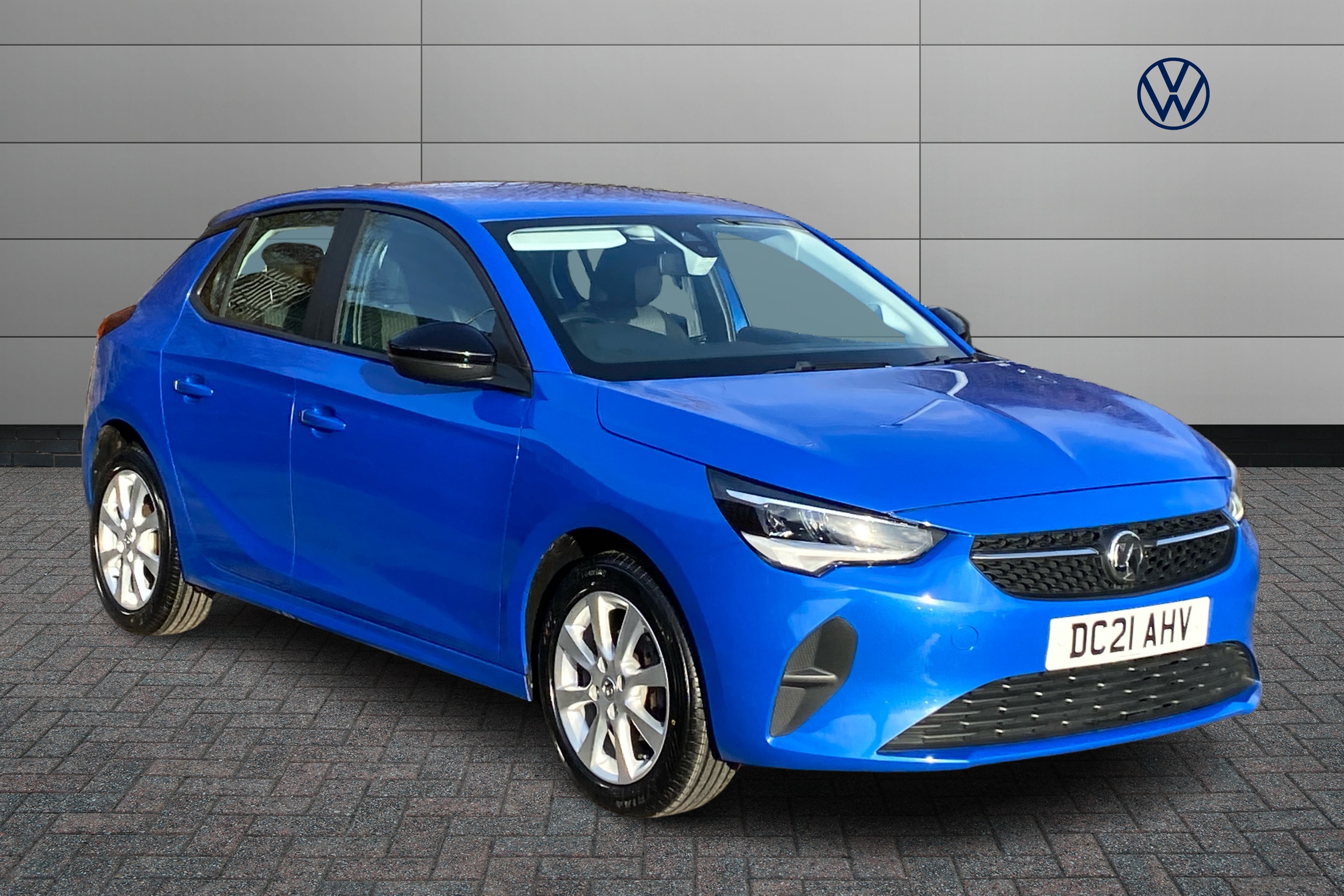 Main listing image - Vauxhall Corsa